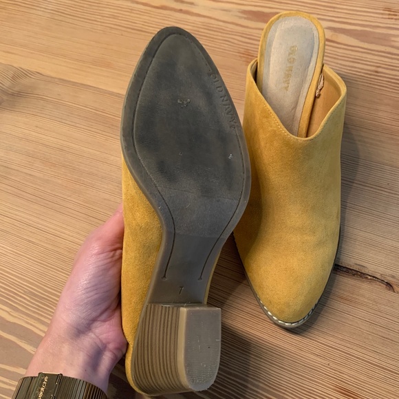 Womens slip on shoes with heel - Picture 6 of 6